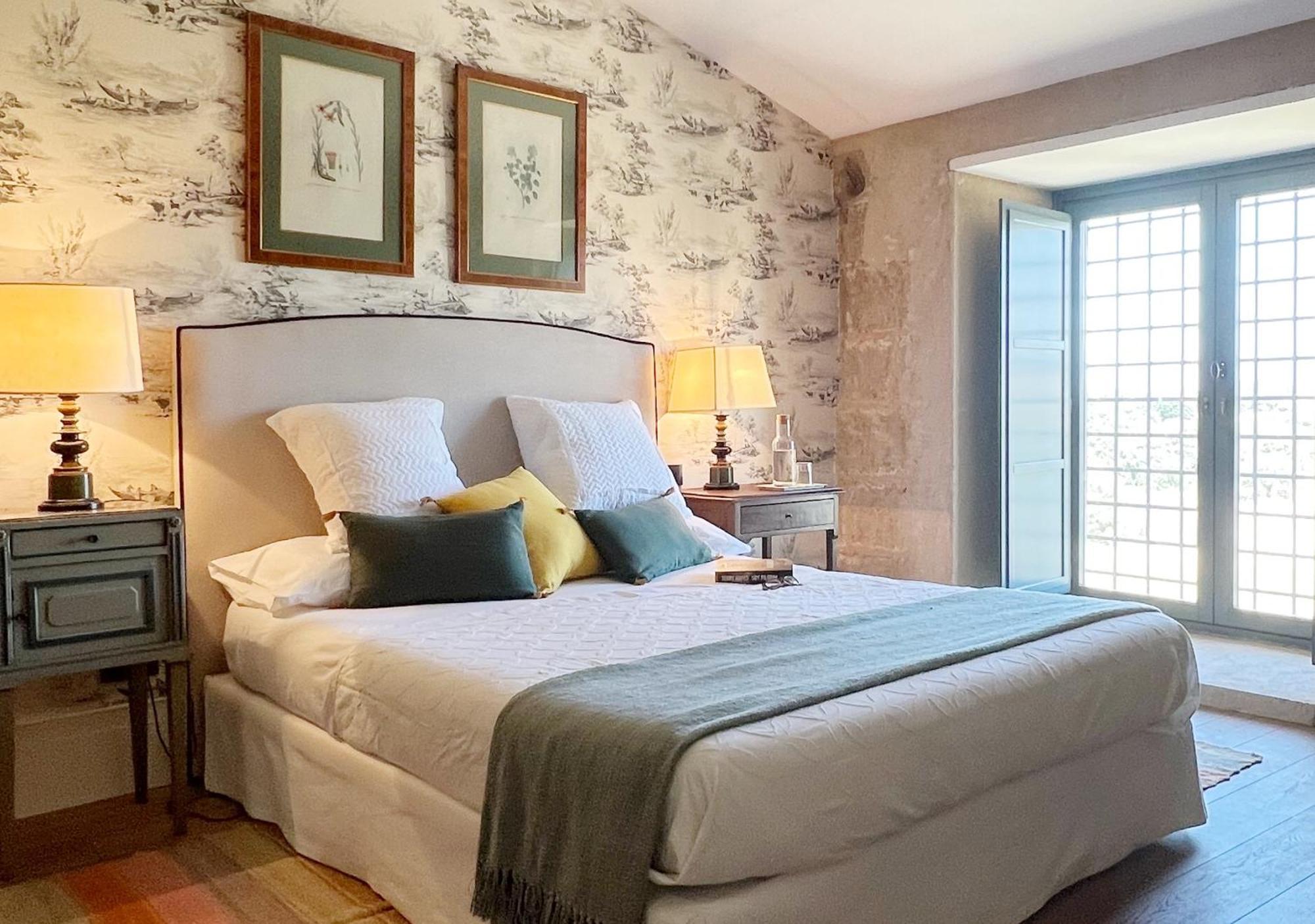 Bed & Breakfast Castillo De Corvinos *