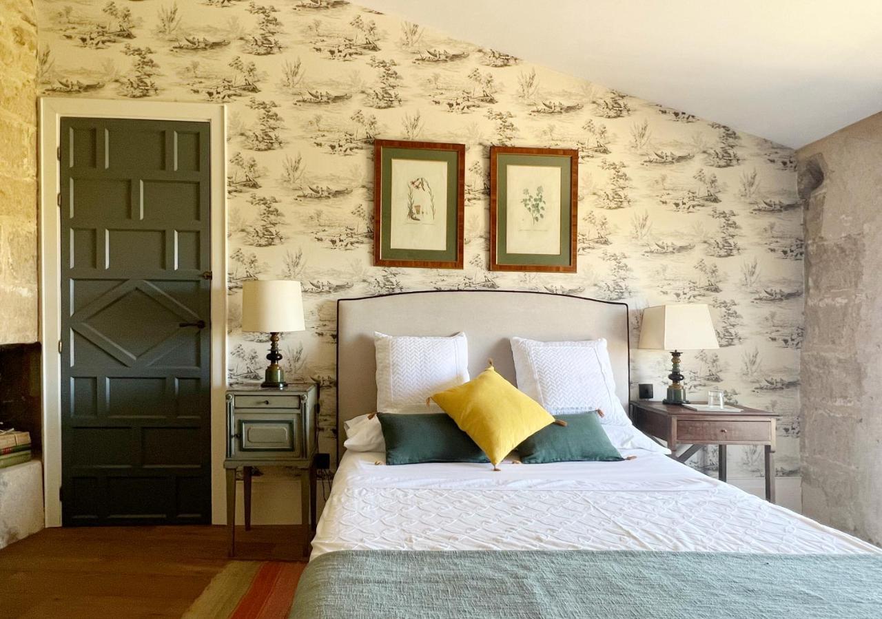 Castillo De Corvinos Bed & Breakfast