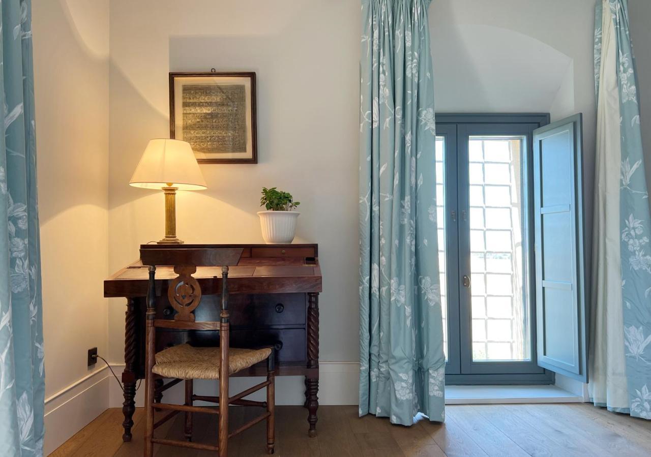 Castillo De Corvinos Bed & Breakfast Huesca